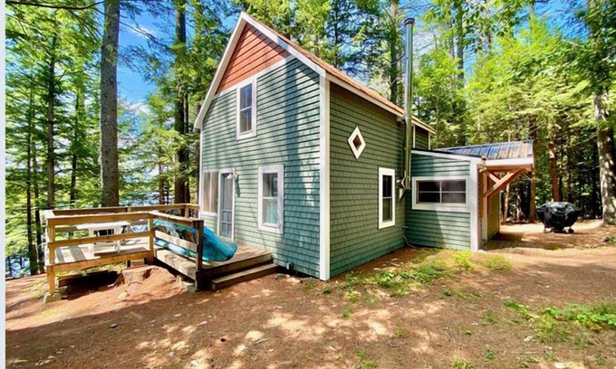 Readfield House | Tranquil Maranacook Waterfront Camp Surrounded by Pines