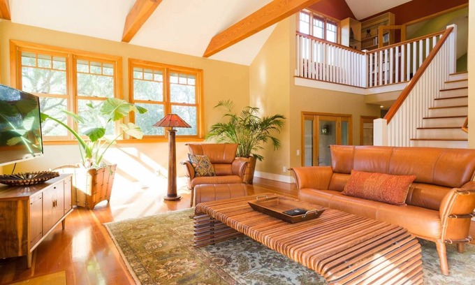 Penngrove House | Relax at Penngrove Retreat: Hot Tub & Nature Awaits