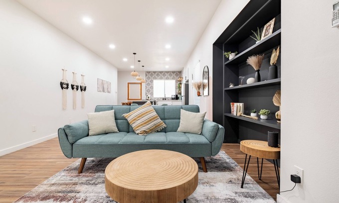 Downtown Riverside House | Charming Pet Friendly 3-BR Home in Downtown Riverside, Perfect for Monthly Stays