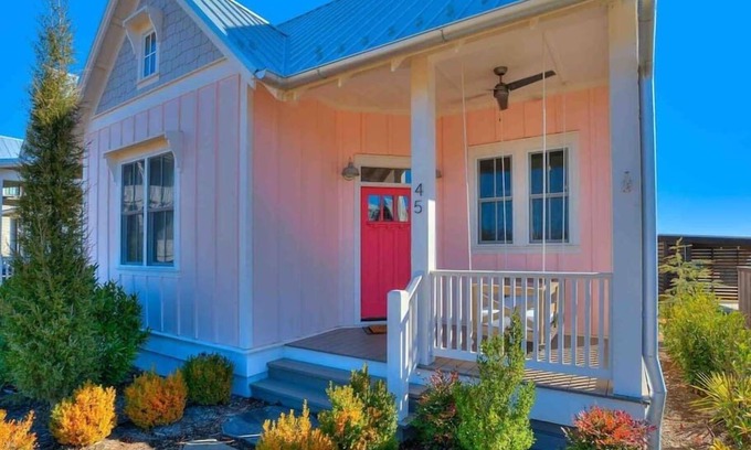 Eufaula House | Gem Pink House Steps to Boardwalk with Pool & Spa