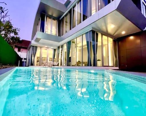 Chang Phueak Villa | Elegant Pool Villa with Unforgettable Views & Pet Friendly