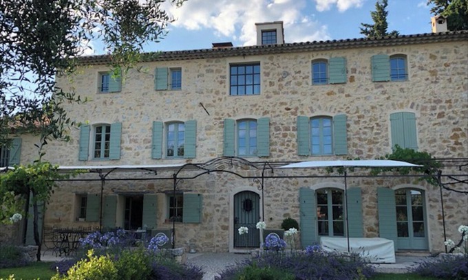 Chateauneuf-Grasse Villa | Idyllic Villa in Medieval Chateauneuf with Pool & Spa
