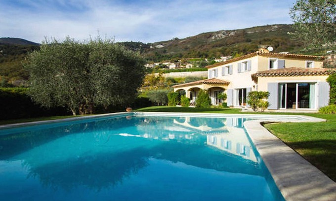Tourrettes-sur-Loup Villa | Serene Neo Provencal Villa with Pool and Olive Trees