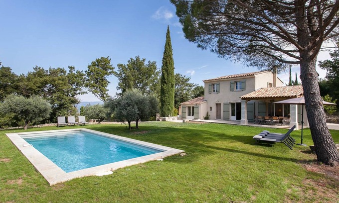Bonnieux House | Idyllic Hotel with Ocean Views and Top Guest Rating