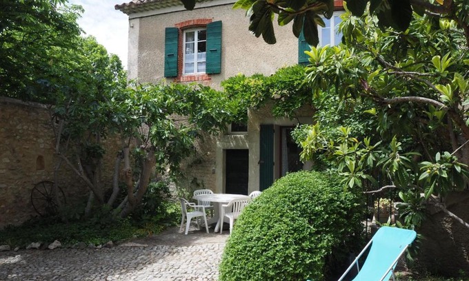 Mollans-sur-Ouveze House | Inviting Provençal Holiday Home with Pool and Garden