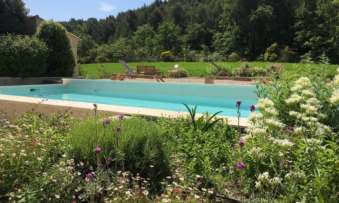 Buisson House | Tranquil Provencal Farmhouse with Pool and Ocean Views