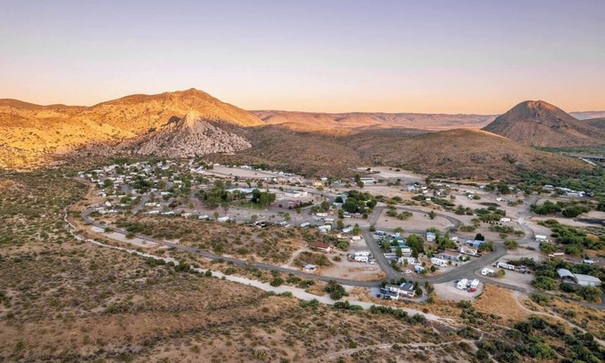 Jacumba RV Rental | Nature Retreat for Hiking Enthusiasts and Pet-Friendly Fun