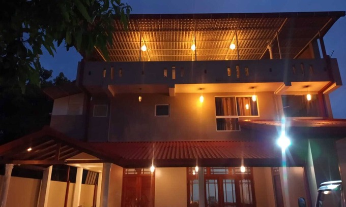 Weligama Hotel | Scenic Retreat with Pet-Friendly Amenities and Family Comfort