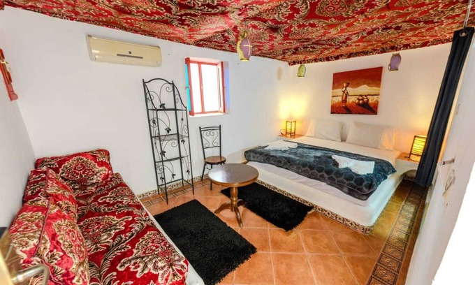 Talaa House | Charming riad in amazing Fès with AC
