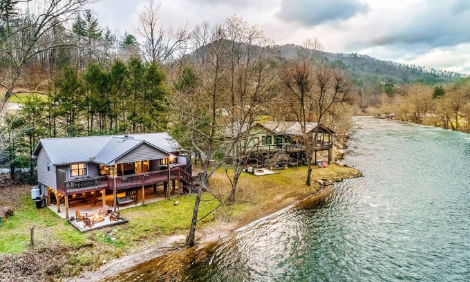 Sylva House | Idyllic Riverfront Retreat with Hot Tub and Deck Access
