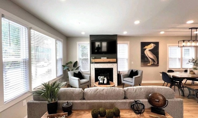 Riverwest House | Relaxing Riverwest Retreat with Spa and Pet-Friendly Perks