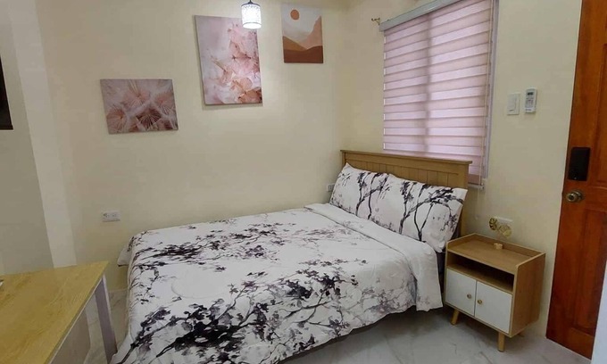 Compostela Bed & Breakfast | Charming Room in Delightful Compostela with Free Breakfast & Outdoor Seating