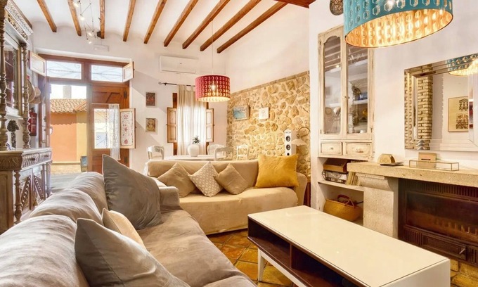 La Nucia Cottage | Family-Friendly Rural Retreat in La Nucía with Ocean Views