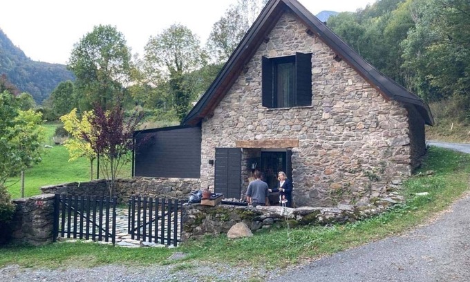 Borce House | Idyllic Borda Retreat with Spa and Ocean Views – Guest Rated 9.8