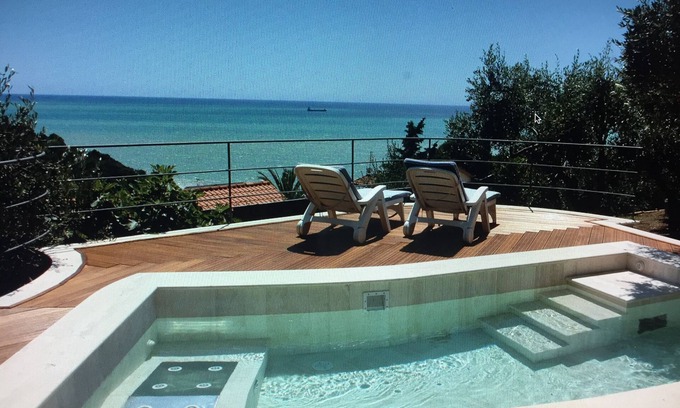 Lerici Villa | Rustic Retreat with Ocean Views, Pool & Free WiFi