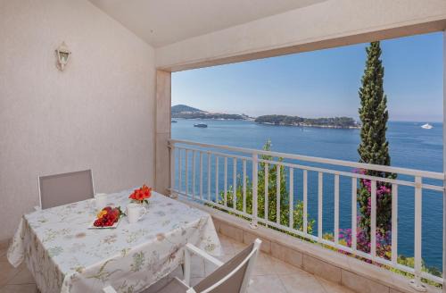 Lozica Apartment | Beautiful Seafront Retreat at Villa Mara - Guest Rated 9.4