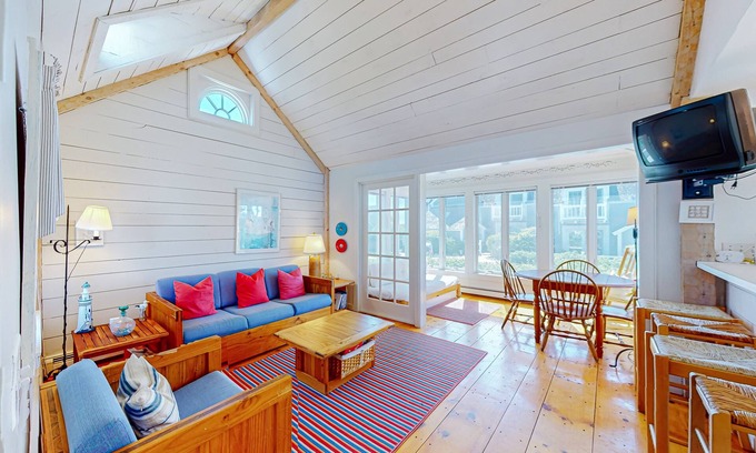 Mashpee Cottage | Charming Seaside Cottage Central to the Beach and New Seabury Resort Community