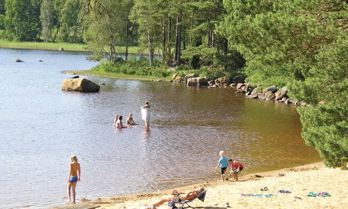 Visseltofta House | Lake View Retreat on Skåne and Kronoberg Border