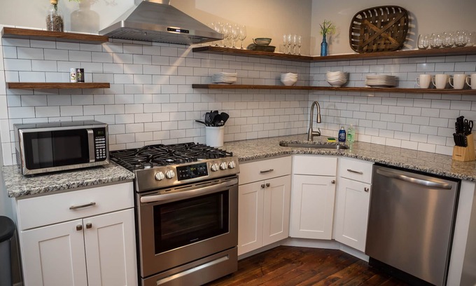 Lancaster House | Experience Lancaster East Side Retreat: Pet Friendly & Rated 9.8