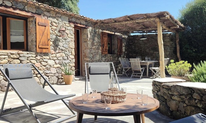 Serra-di-Fiumorbo House | Enchanting Stone House with Ocean View and Family-Friendly Amenities