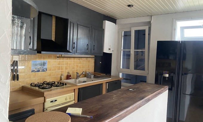 Cadaujac House | Elegant Stone House: Pet-Friendly with a 9.4/10 Rating