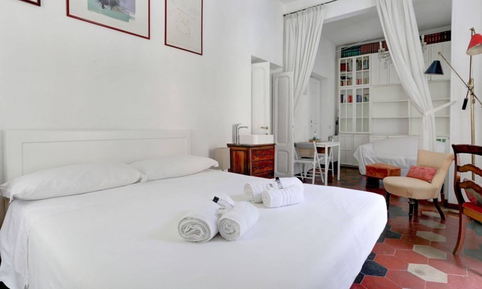 Celio Apartment | Top-Rated Studio with Kitchen & Breakfast Included