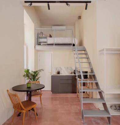 Birgu Apartment | Historic Centre Studio: Guest Rated 9.9, Family Friendly