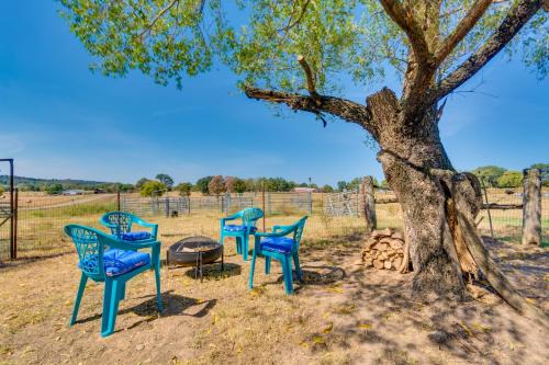 Subiaco House | Pet-Friendly Subiaco Getaway by the Arkansas River