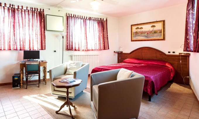 Gianicolo Apartment | Elegant Suite in Villa with Park & Family-Friendly Amenities