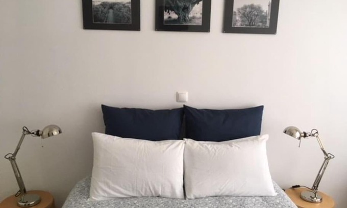 Lumiar House | Guest Rated 9/10 - Suite with Private WC & Balcony