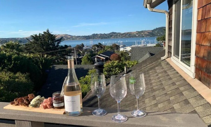 Sausalito House | Idyllic Sausalito Home with Water Views & Family-Friendly Perks