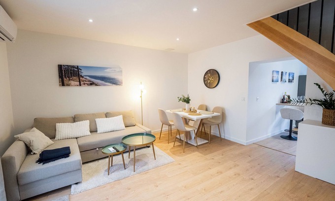 Floirac House | Charming T2 w/spa 🛁 & terrace Bordeaux