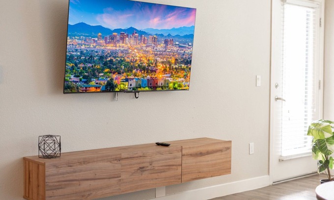 Tempe Apartment | Charming Tempe 1BR Designer Furnishings, Patio & Gym