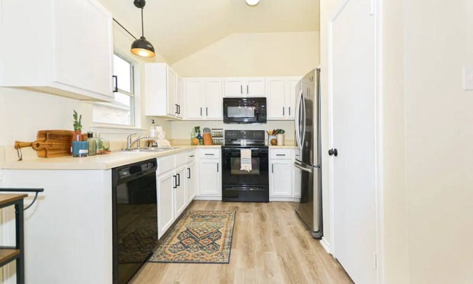 Temple House | Rustic Texas Retreat: Family-Friendly Home with Kitchen