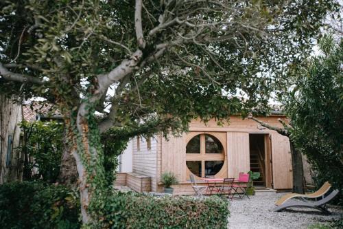 L'Isle-sur-la-Sorgue House | Exceptional Tiny House Experience with 10/10 Guest Rating