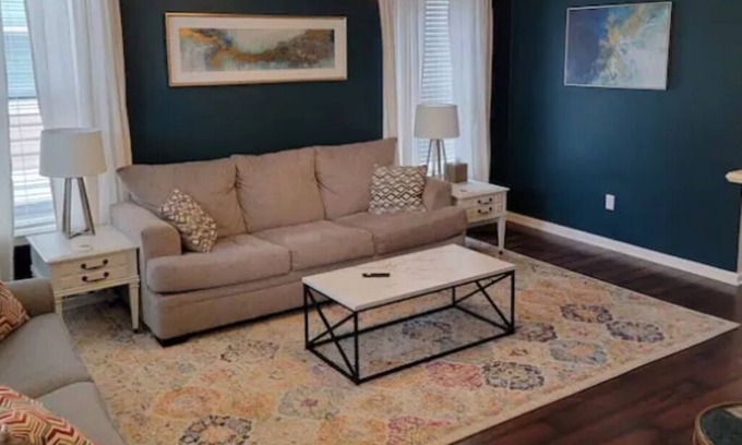 Mann House | Exceptional Townhouse with Kitchen Near Downtown Iowa City