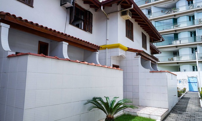 Praia Grande House | Beachfront Townhouse in Gated Community with Ocean Views