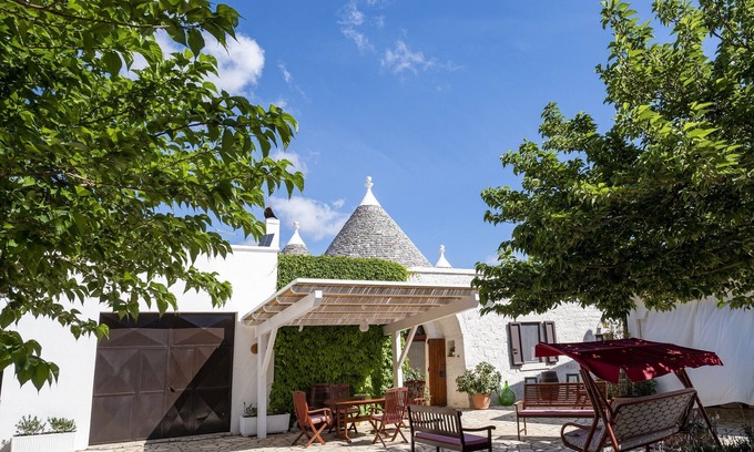 L'Assunta Villa | Beautiful Trullo in Puglia with Oceanfront Views