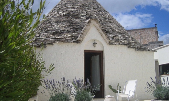 Alberobello House | Discover a Tranquil Trullo with Private Garden Near City Center