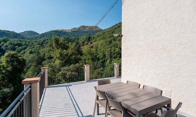 Pascoso House | Charming Tuscan Stone House - Near Lucca