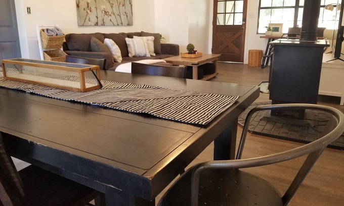 Payson House | Updated Dog-Friendly Cottage in Payson – Guest Rated 10/10