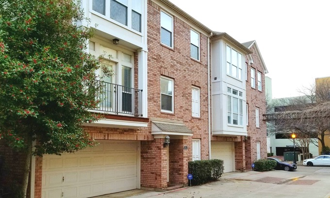 Uptown House | Exceptional Uptown Retreat with Spa and Family Amenities