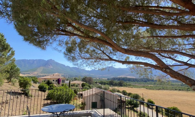 Moncale Villa | Experience Villa Fiore di Machja with Pool & Ocean Views