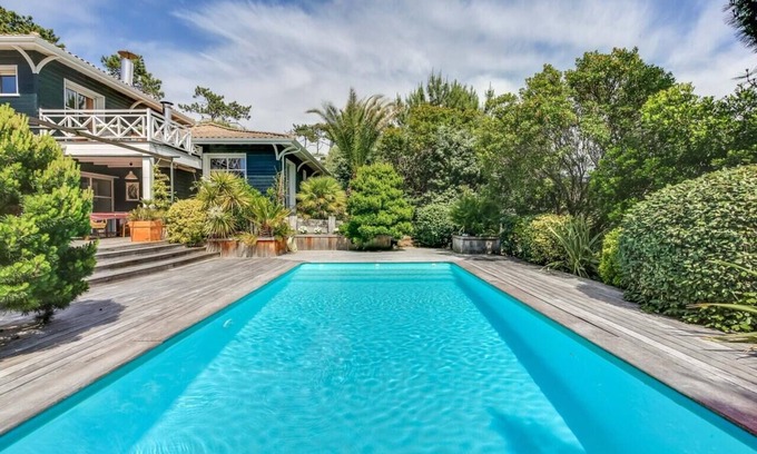Le Canon House | Idyllic Villa with Heated Pool and Ocean Views at Cap Ferret