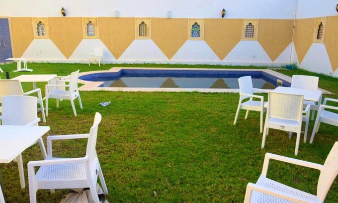 Sqanes Villa | Relaxing Villa in Monastir with Private Pool for Families