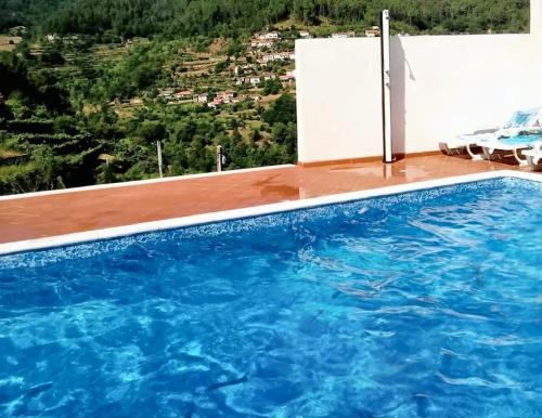 Castro Daire Villa | Relaxing Villa with Private Pool and Wi-Fi in Vila Seca