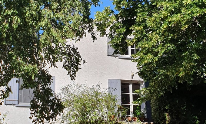 Quartier des Espesses House | Idyllic Villa Retreat with Private Pool in Nîmes
