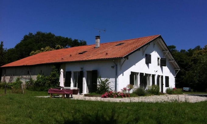 Saubusse House | Pet-Friendly Villa with Ocean View Near Hossegor