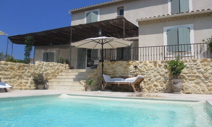 Gard Rhodanien Villa | Inviting Villa with Pool for 8 Guests - Rated 9.4/10