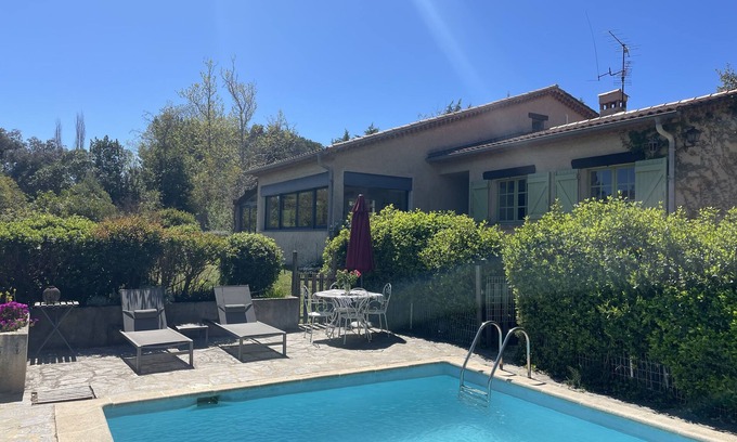 Le Pradet House | Relaxing Villa with Pool Just 10 Minutes from the Coast